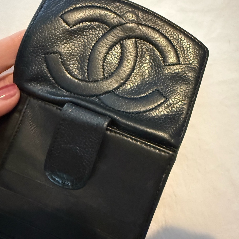 Chanel Black Leather Wallet GUC 0455 - Picture 5 of 12